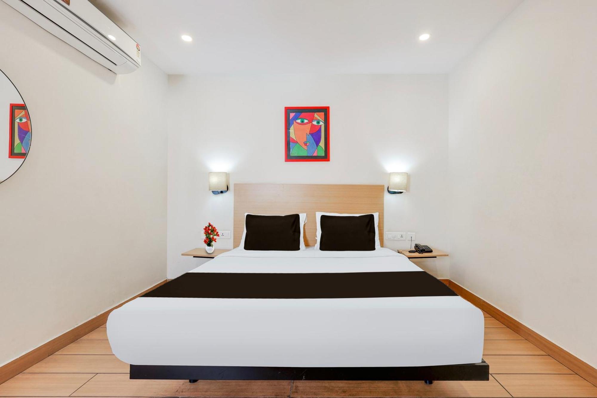 Super Townhouse Visakhapatnam Otel Dış mekan fotoğraf